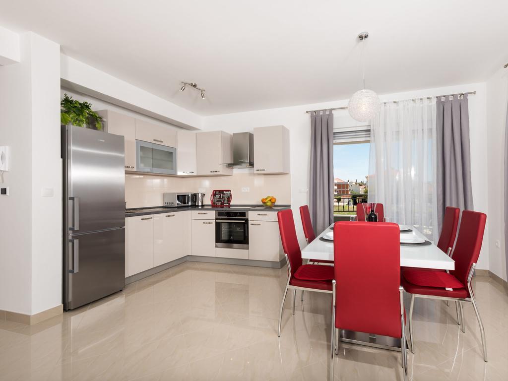 Apartment Bingo Trogir Exterior foto